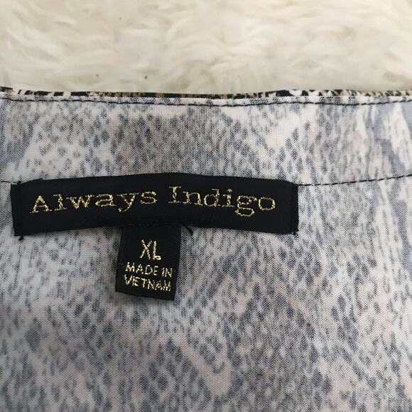 Always Indigo animal print zip blouse size XL - Picture 5 of 6